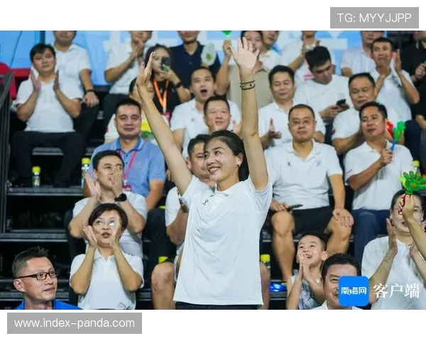 海南村VA光脚打球传统 展现本土排球特色文化